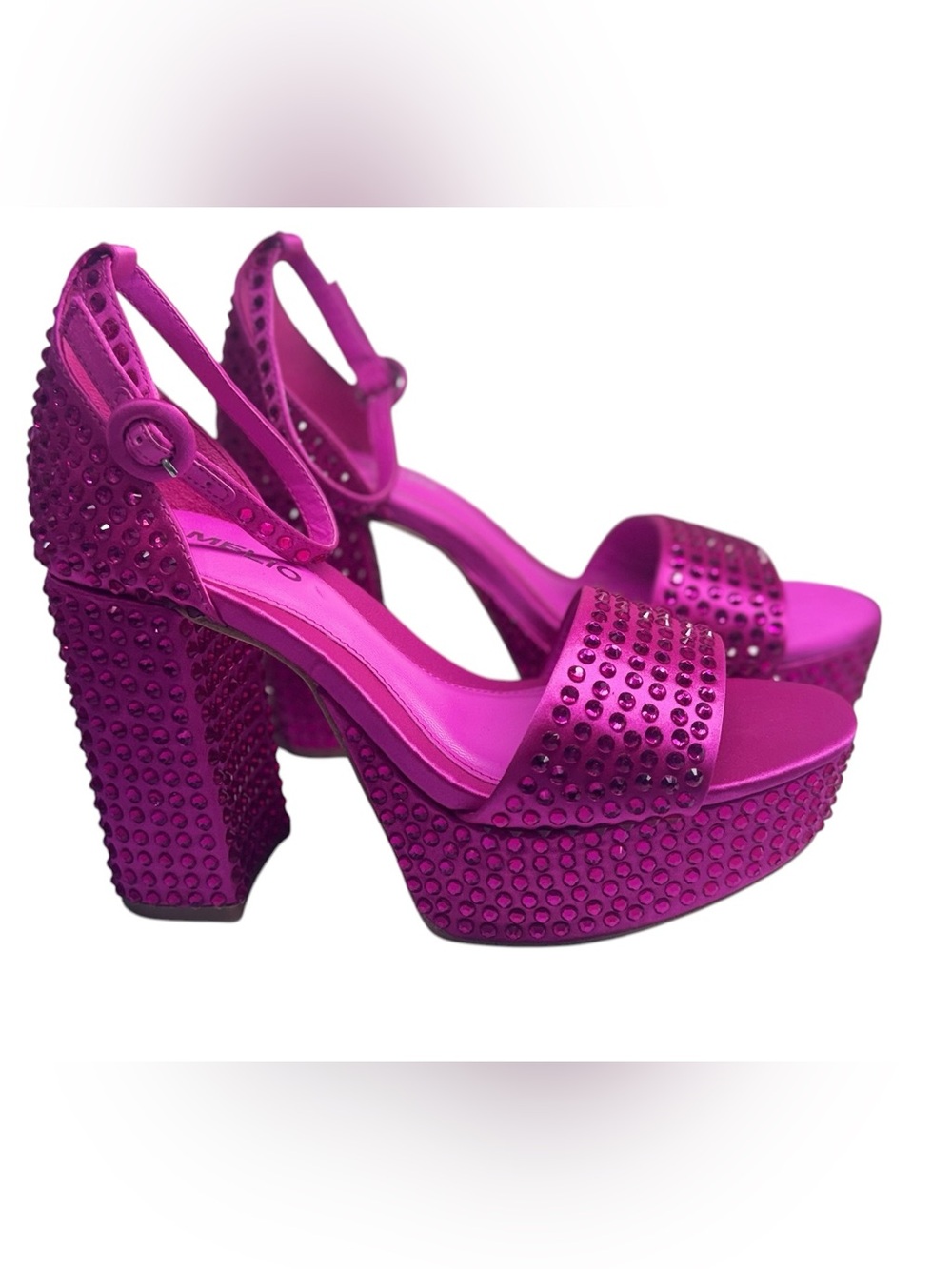 D'Amelio Footwear Mayvinna Ultra Pink Rhinestone Platform Ankle Strap Sandals7.5